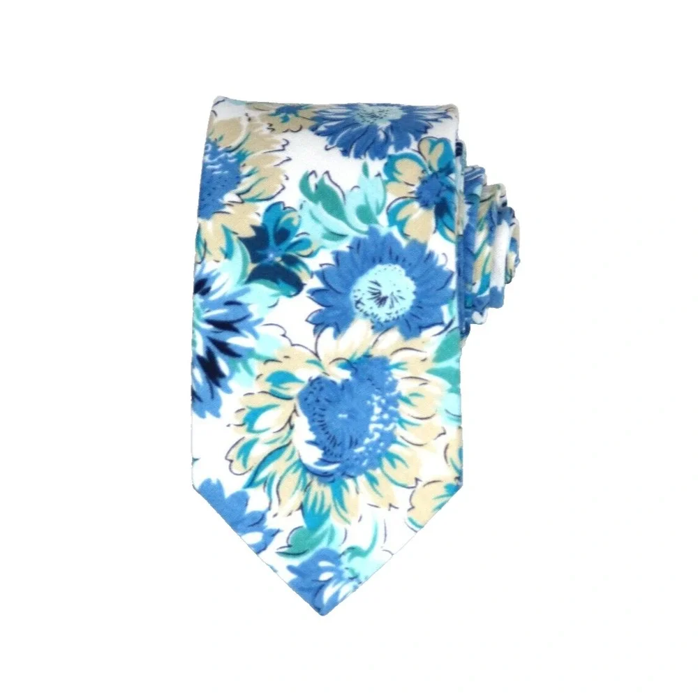The Unbranded Brand floral necktie